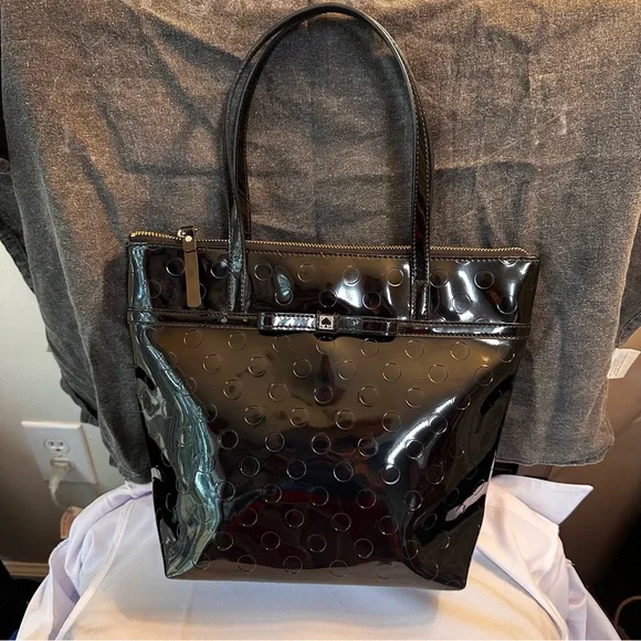 Kate Spade Black Patent Leather Polkadot Tote Bag Bow Detail - Picture 3 of 13